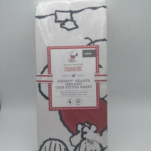 Pottery Barn Kids Snoopy Hearts Organic Crib Sheet - Picture 1 of 10